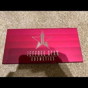 Jeffree Star love me lippies